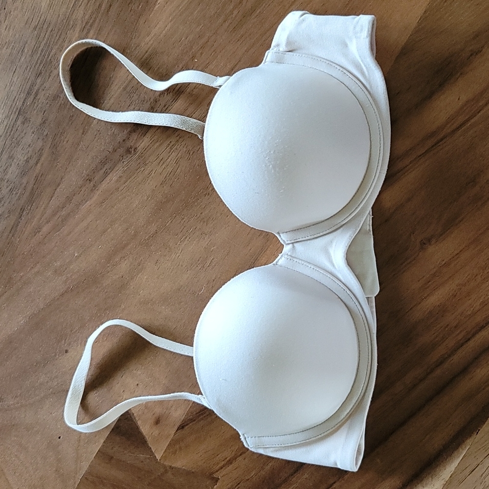 Victorias Secret Lined Strapless Bra
